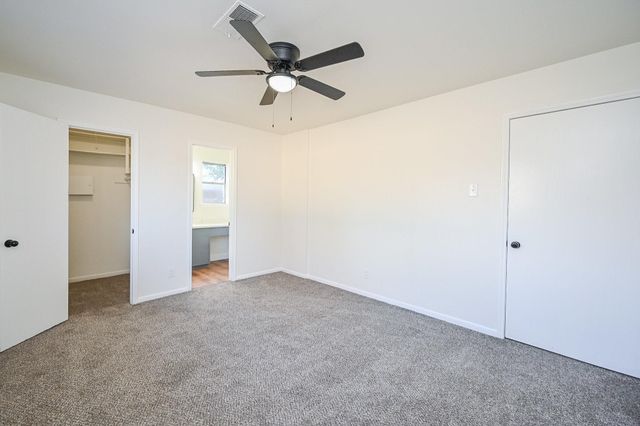 3730 Heatherbrook Drive, Houston, TX 77045