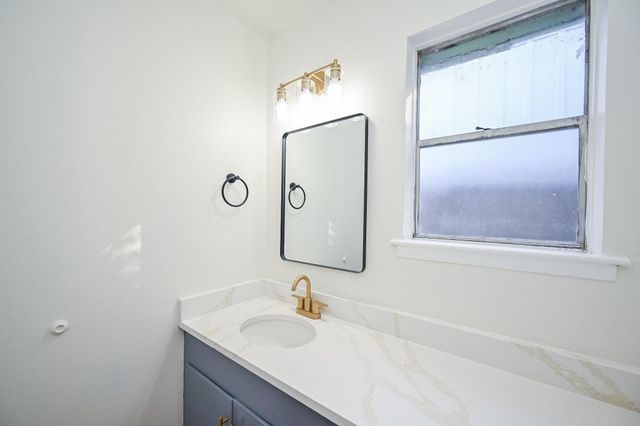 3730 Heatherbrook Drive, Houston, TX 77045