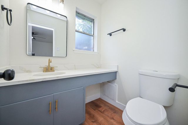 3730 Heatherbrook Drive, Houston, TX 77045