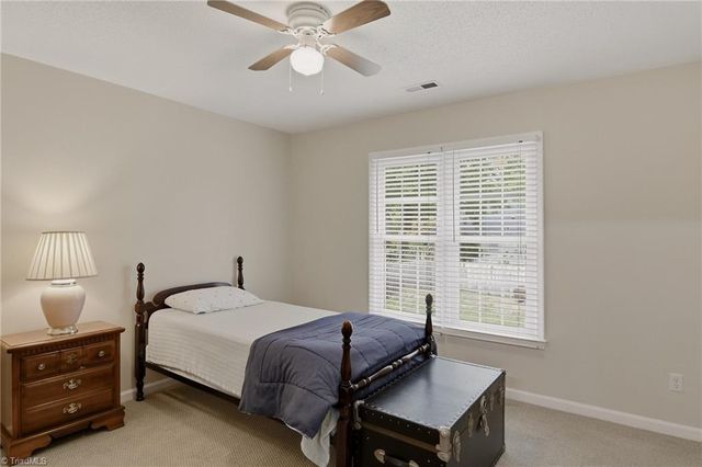 6 Hickory Knoll Court, Greensboro, NC 27407