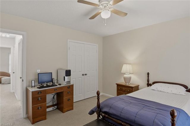 6 Hickory Knoll Court, Greensboro, NC 27407