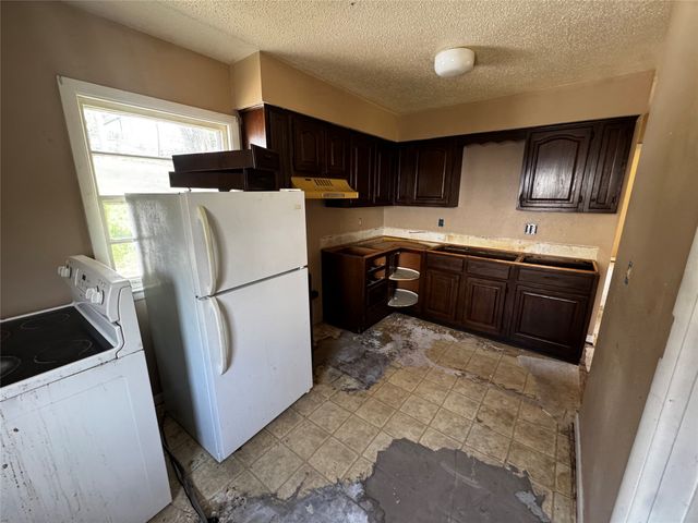 7103 SW 16th Street, Des Moines, IA 50315