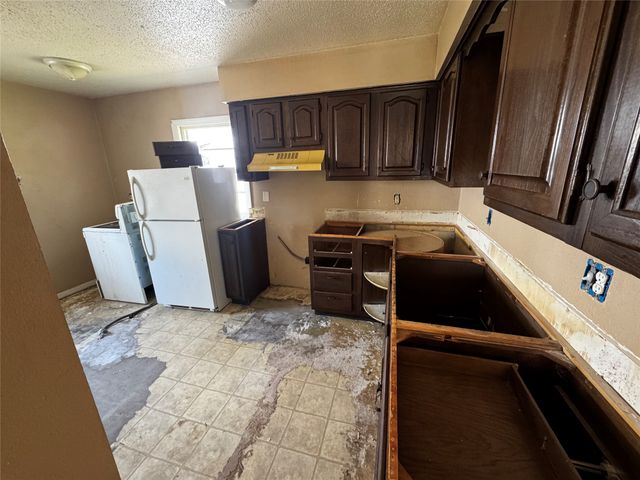 7103 SW 16th Street, Des Moines, IA 50315