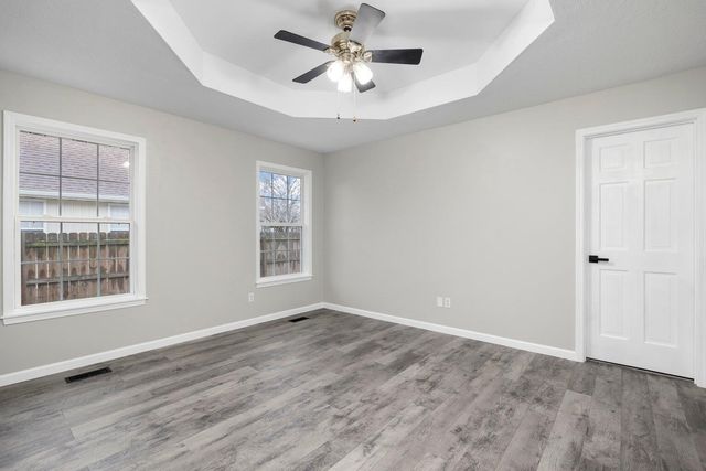 5103 N 10th Avenue, Ozark, MO 65721