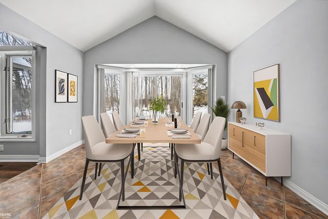 48498 Beacon Square Drive, Macomb, MI 48044