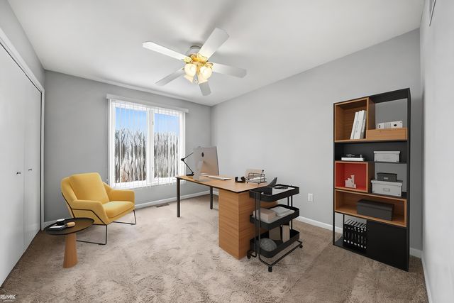 48498 Beacon Square Drive, Macomb, MI 48044