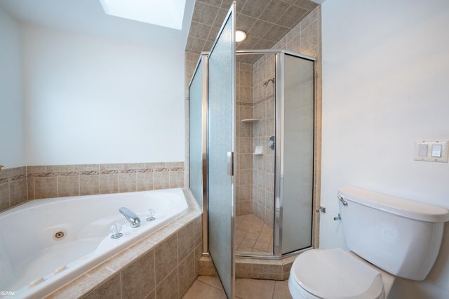 48498 Beacon Square Drive, Macomb, MI 48044