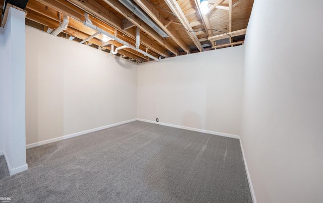 48498 Beacon Square Drive, Macomb, MI 48044