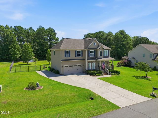 2928 Plantation Glen Drive, Zebulon, NC 27597