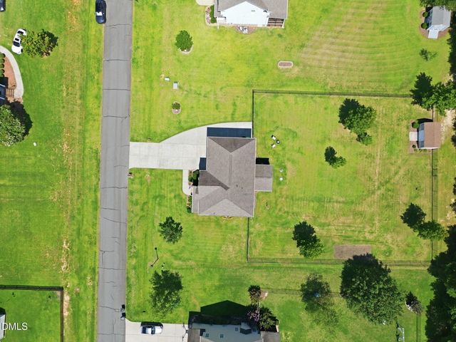 2928 Plantation Glen Drive, Zebulon, NC 27597