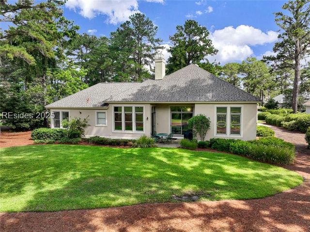 15 Lexington Dr, Bluffton, SC 29910