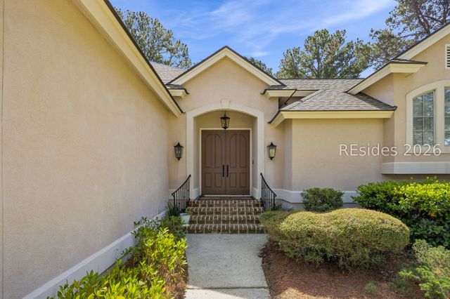 15 Lexington Dr, Bluffton, SC 29910