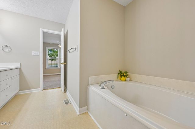104 Spinel Lane, Knightdale, NC 27545