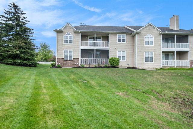 2925 N Knightsbridge Circle, Ann Arbor, MI 48105