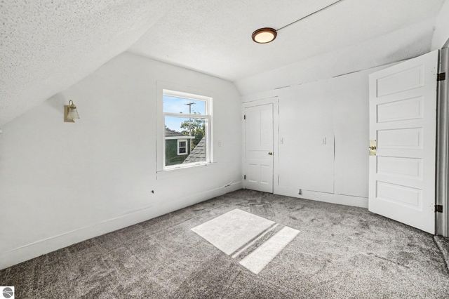 236 E Center Street, Alma, MI 48801