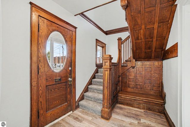 236 E Center Street, Alma, MI 48801