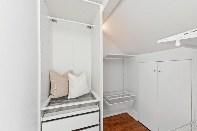 2611 S Austin STREET, Milwaukee, WI 53207