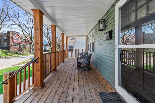 2611 S Austin STREET, Milwaukee, WI 53207