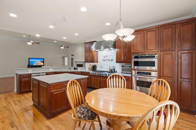 8789 Laurel Grove Lane, North Charleston, SC 29420