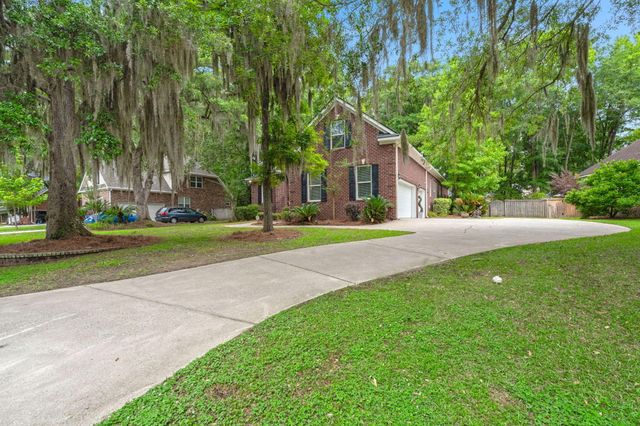 8789 Laurel Grove Lane, North Charleston, SC 29420