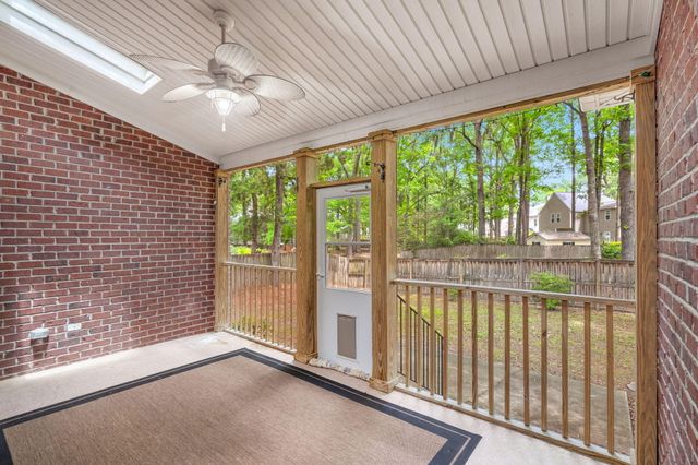 8789 Laurel Grove Lane, North Charleston, SC 29420