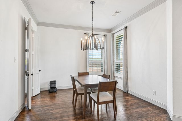 916 Champions Court, Roanoke, TX 76262