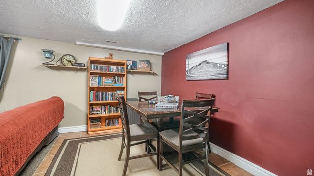10865 S 1000 E, Sandy, UT 84094