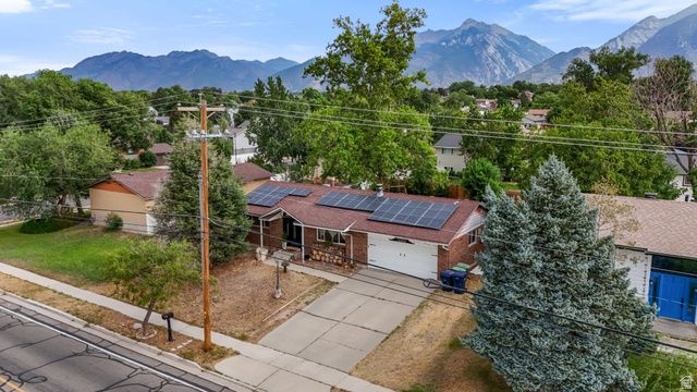 10865 S 1000 E, Sandy, UT 84094