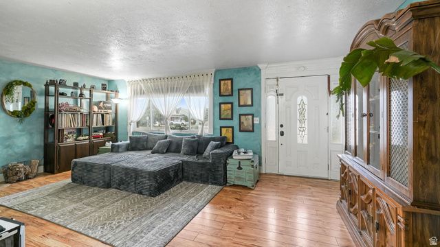 10865 S 1000 E, Sandy, UT 84094