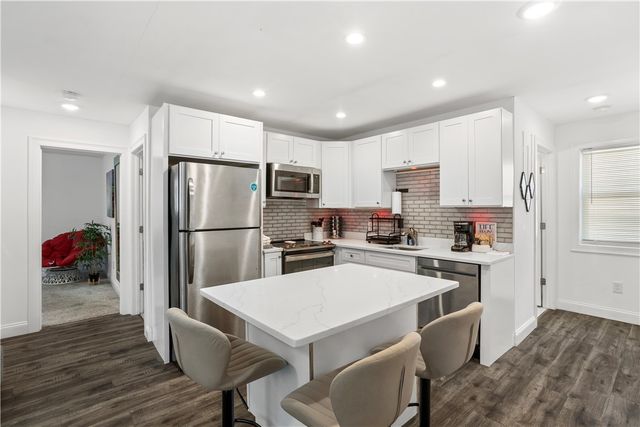 64 Duncan Avenue, Providence, RI 02906