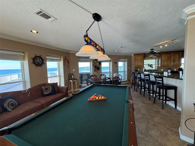 128 White Heron Drive, Anahuac, TX 77514