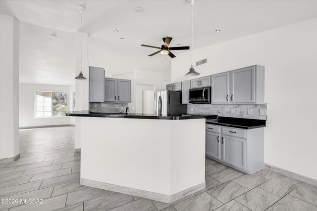 7784 S Danforth Avenue, Tucson, AZ 85747