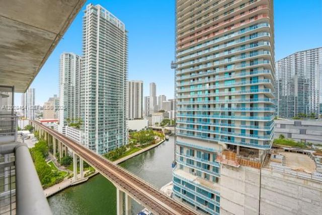 690 SW 1st Ct 1912, Miami, FL 33130