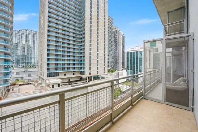 690 SW 1st Ct 1912, Miami, FL 33130