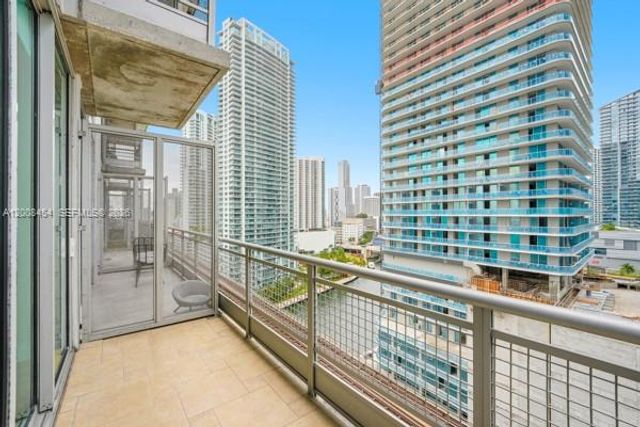 690 SW 1st Ct 1912, Miami, FL 33130