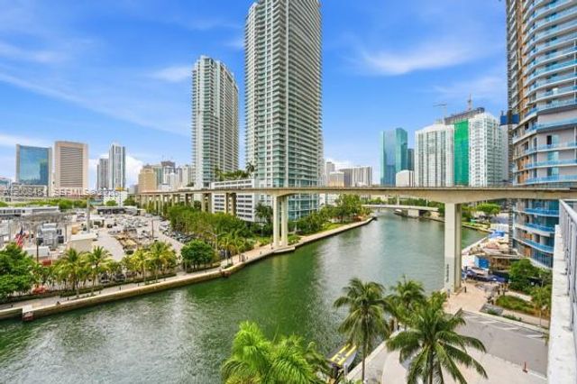 690 SW 1st Ct 1912, Miami, FL 33130