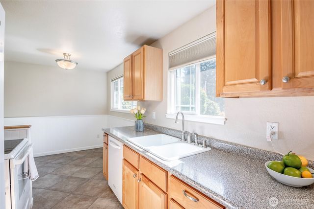 6809 162nd Street Ct E, Puyallup, WA 98375