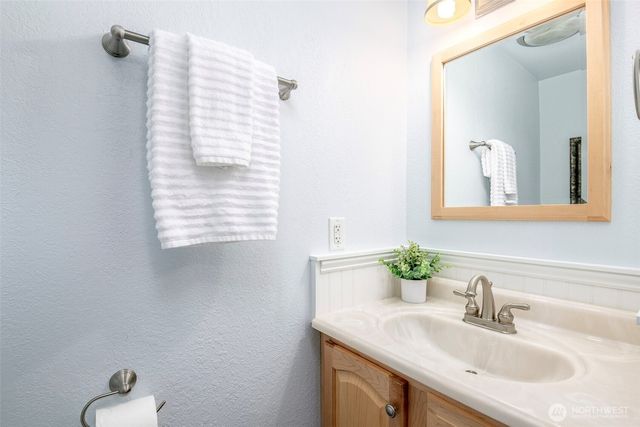 6809 162nd Street Ct E, Puyallup, WA 98375