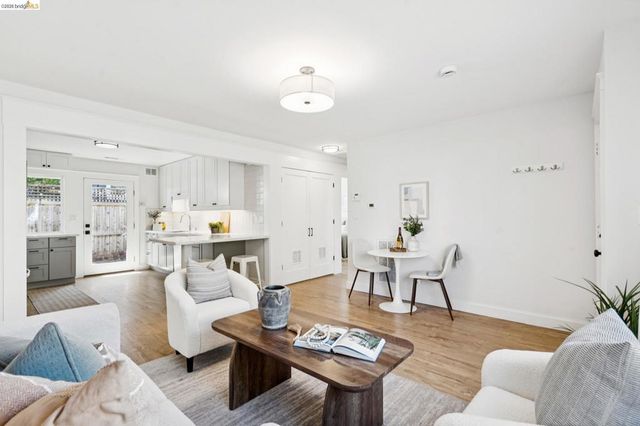 683 Brockhurst St., Oakland, CA 94609