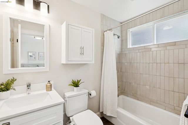 683 Brockhurst St., Oakland, CA 94609