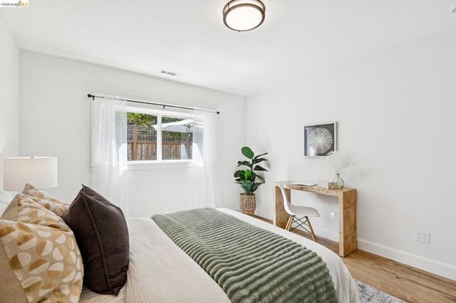 683 Brockhurst St., Oakland, CA 94609