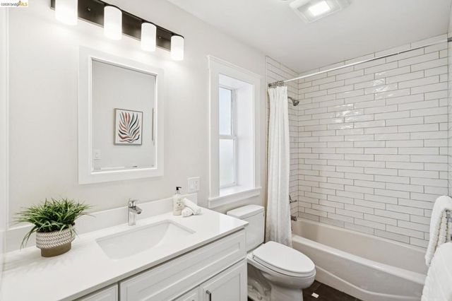 683 Brockhurst St., Oakland, CA 94609
