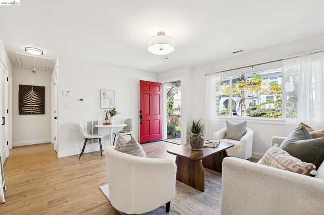 683 Brockhurst St., Oakland, CA 94609