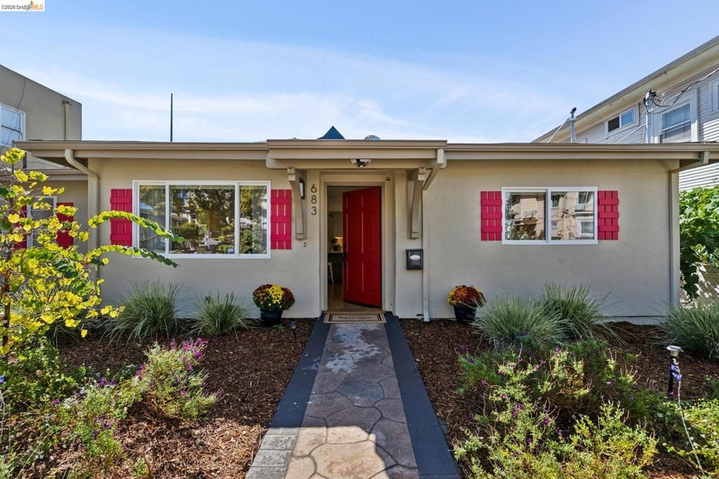 683 Brockhurst St., Oakland, CA 94609