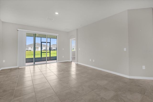 5268 NW 48TH PLACE, Ocala, FL 34482