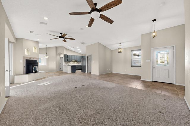 3 Evening Star Court, Edgewood, NM 87015