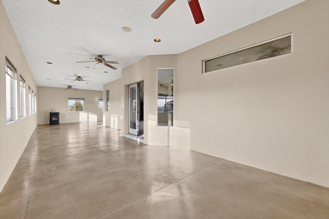 3 Evening Star Court, Edgewood, NM 87015