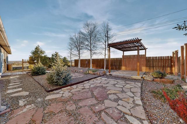 3 Evening Star Court, Edgewood, NM 87015