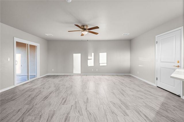 4670 W Chino Drive, Golden Valley, AZ 86413