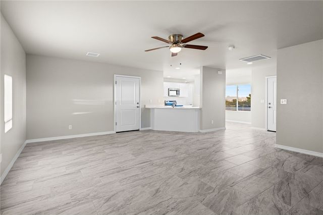 4670 W Chino Drive, Golden Valley, AZ 86413